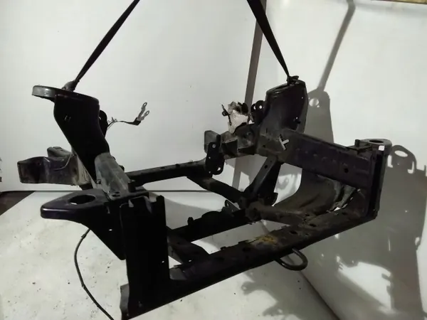 Land Rover OE Frame JUR132554 Voor Gebruikt image 3