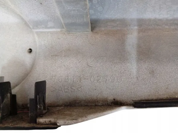 Toyota Auris II Kofferbakklep Afwerking OEM 76811-02790 image 3
