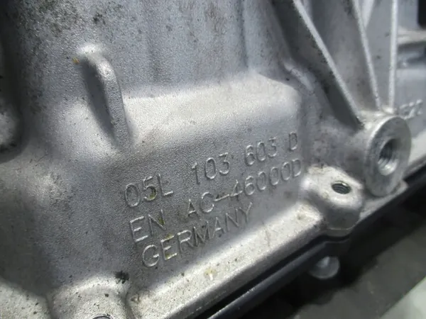 Oljetank med sensor för Audi A6 C8 A4 B9 A5 Q5 II 2.0 TDI image 8