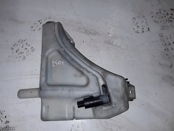 AUDI Q7 4L Pesunesteen säiliö 4L0955463 image 2