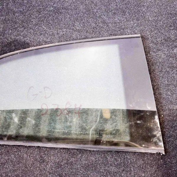 Ventana trasera derecha usada OEM 43R000303A038482 Audi A5 image 3