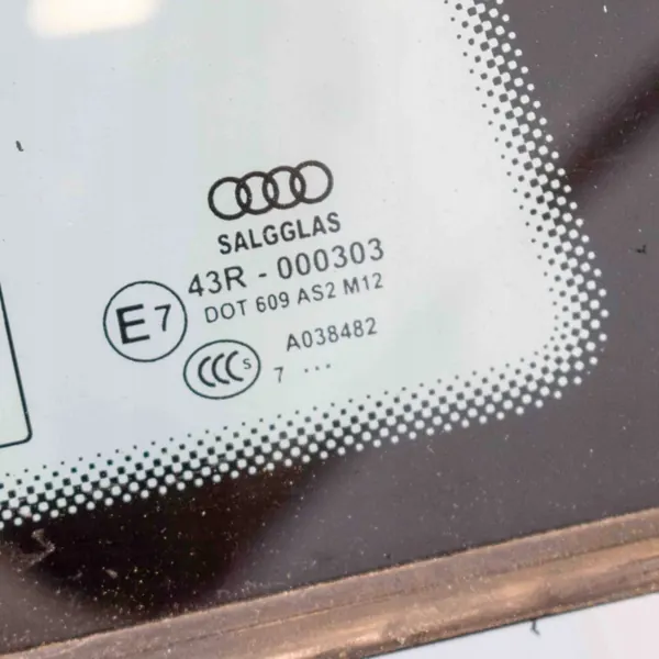 Ventana trasera derecha usada OEM 43R000303A038482 Audi A5 image 4