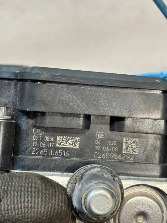 ABS-pump OEM 39084530 för Opel Corsa E image 4
