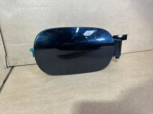 Bränsletanklock Mercedes C-Klass W205 DE Kombi C040 image 2