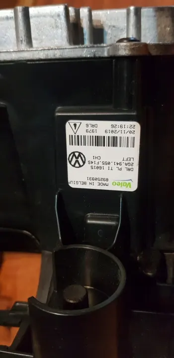 VW T-Roc DRL Halógeno LED Delantero Derecho OEM 2GA941056 image 3