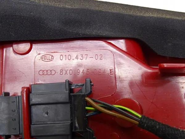 Luz Trasera Derecha Audi A1 8X S-Line LED 8X0945094E image 7