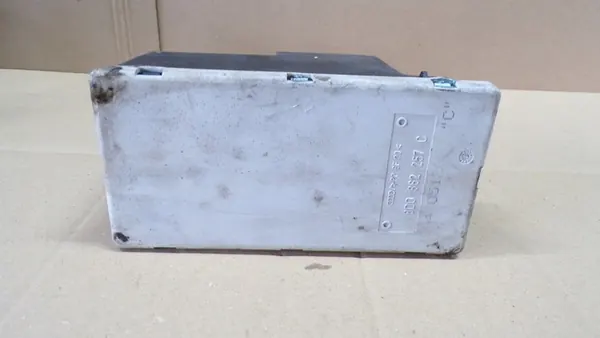 AUDI A4 B5 Bomba de Fechadura Central 8D0862257C image 4