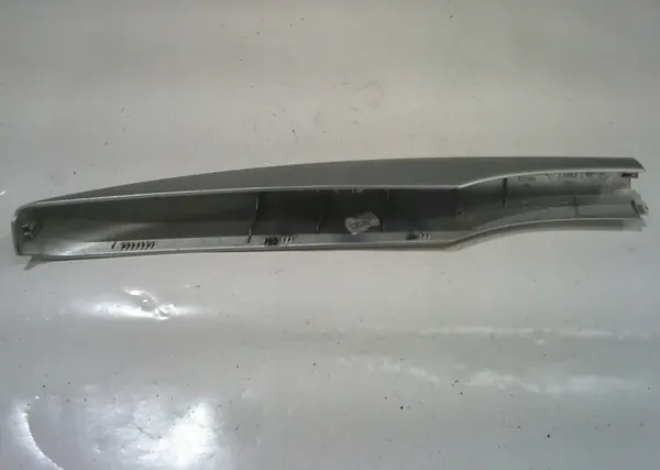 Tampa de Trilho de Teto Dianteira Direita Ford Kuga MK1 OEM 8V41551A46AD image 3