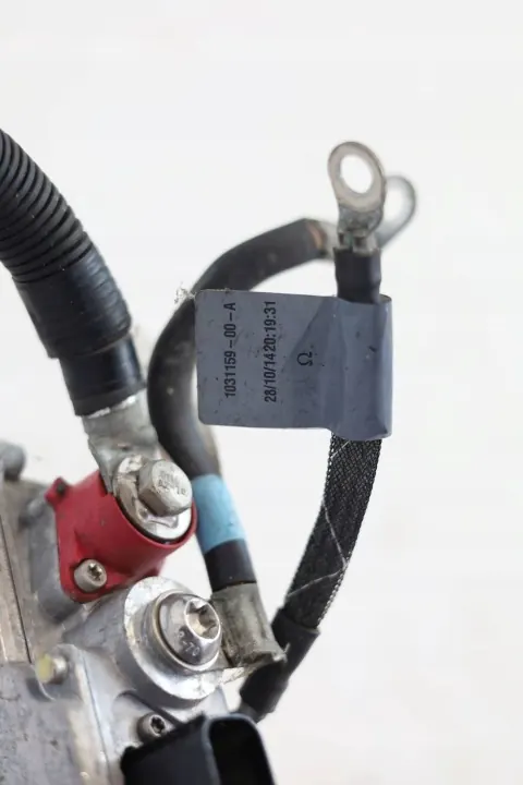 Módulo Controlador Voltaje Tesla OEM 1028665-00-B image 4