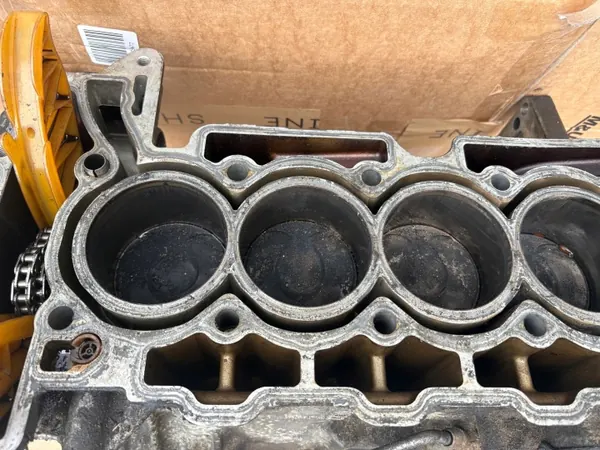Bloco motor PEUGEOT 308 T9 1.6 THP OEM 5F02 image 4