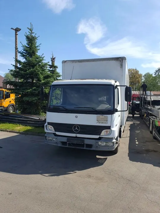 Cabina Mercedes Atego usado OEM atego - 38 chars image 10