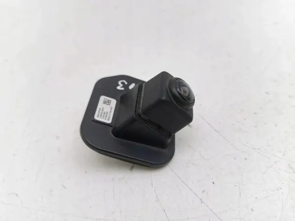Cámara trasera OEM 284426PA0B Nissan Juke II usado image 5