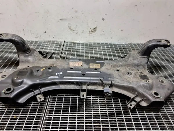 Hyundai i20 Etuaputuki OEM 62401Q0000 image 3