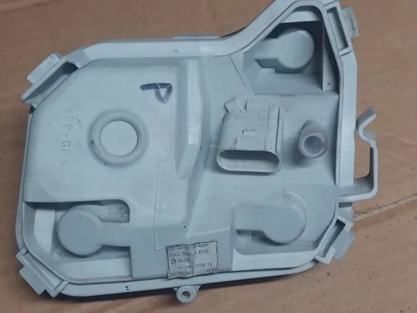Audi OE 484062R BBM1 Insert Phare Arrière Droit image 3