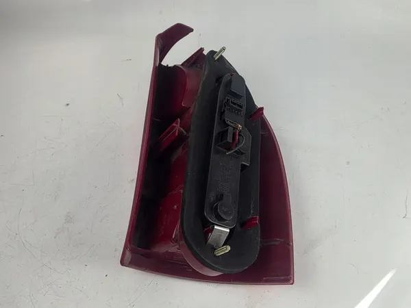 Luz Trasera Izquierda Renault Megane I Kombi image 5