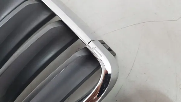 BMW X3 E83 06-10 M Package Grill image 3