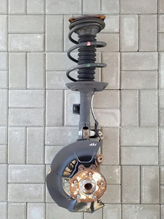 Amortecedor McPherson direito OEM LUOA1856990 para Toyota RAV4 image 3
