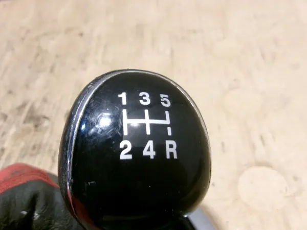 Pomo de cambio OEM 17D940 para Ford Focus MK2 image 4