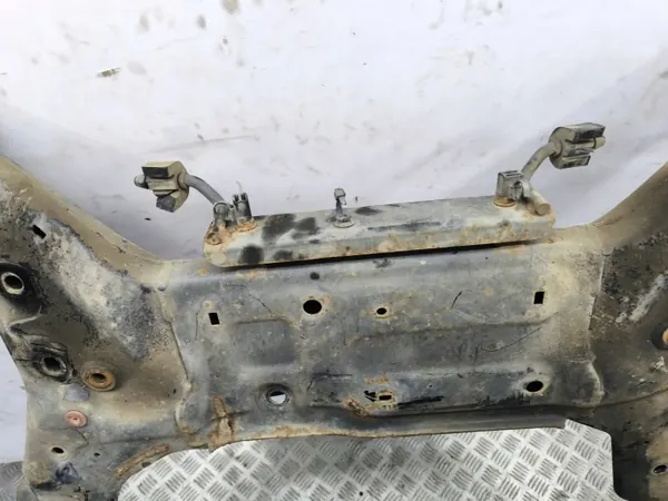 Volvo XC60 2011 Etuapukansi OEM AMD138926 image 6