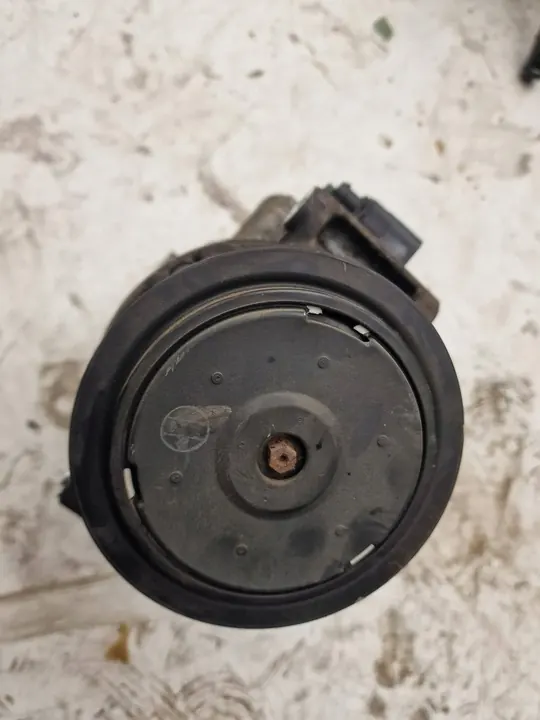 Compressore aria condizionata Volkswagen Touareg II 7P0820803N image 2