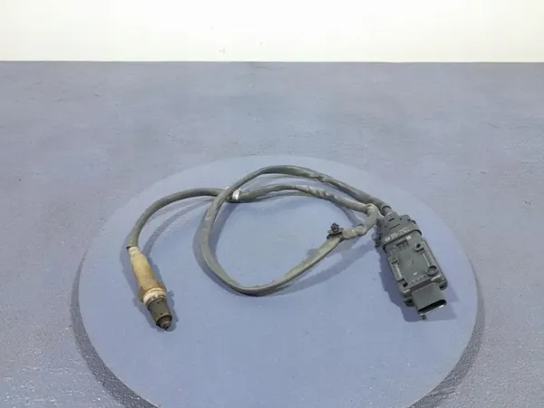 BMW X6 G06 LCI 3.0D 286CV Sensor NOX 8476457 image 2