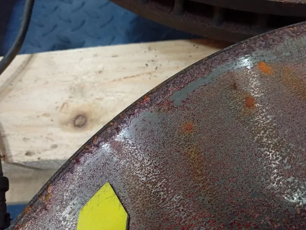 BENTAYGA 6.0 W12 Discos e Pastilhas de Freio Traseiros image 5