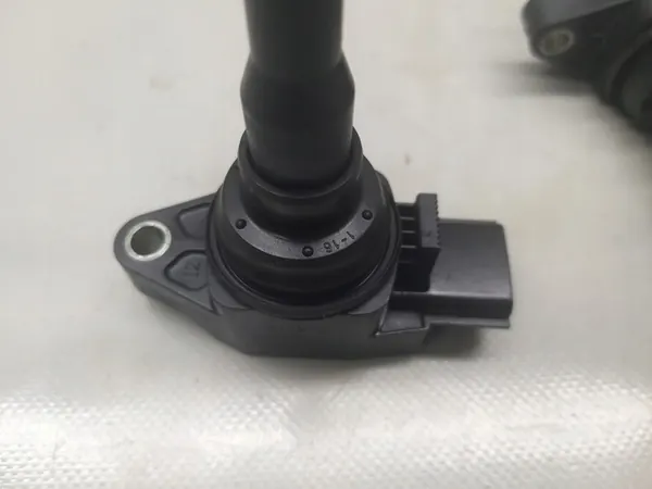 Bobina de encendido Dacia Sandero II Clio V 1.0 SCE OEM 224330437R image 7