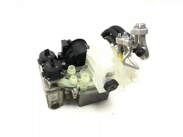 Tesla Model 3/Y Koelvloeistoftank OEM 1506803-00-F image 7