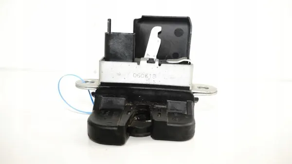 Serrure de hayon OEM 360179806 pour VW Passat B7 Break image 10