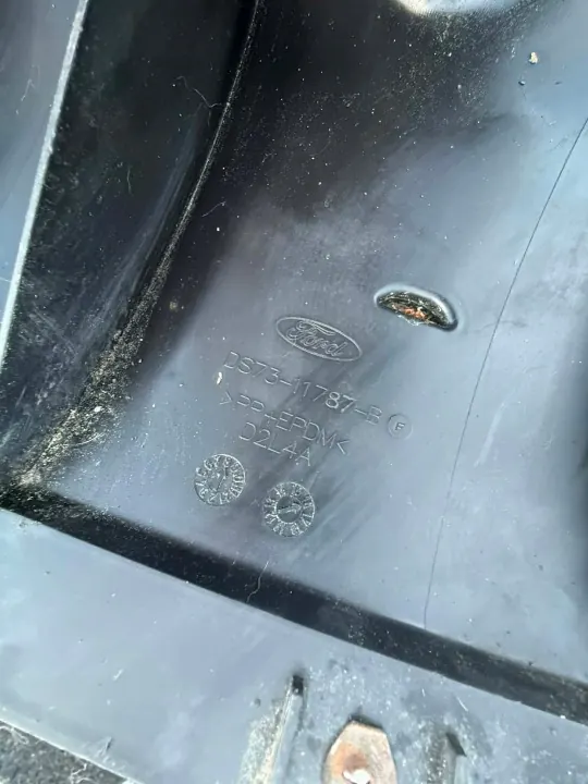 Bakstötskåpskydd OEM 72828299 för Ford Mondeo MK5 image 3