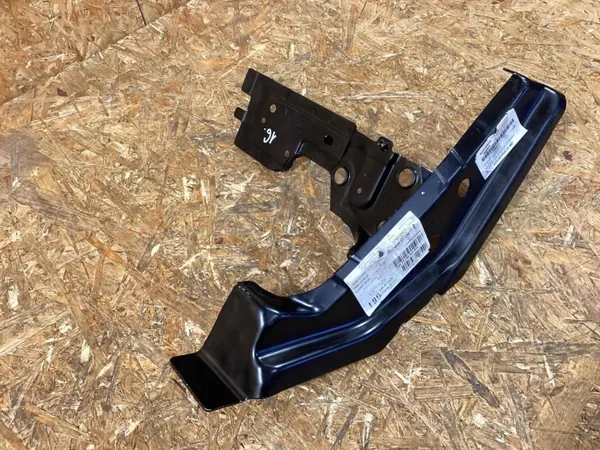 Longeron Avant Gauche OEM 95B805457A Porsche Macan image 5