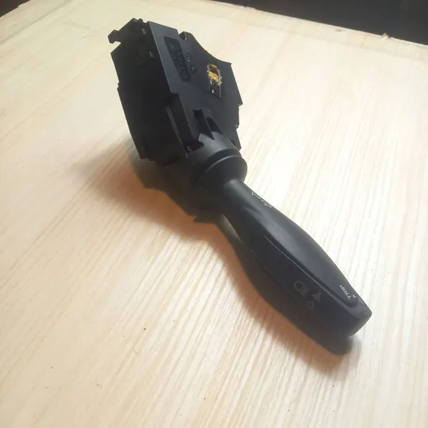 Stuurkolomschakelaar Ford OE 8A6T 13335 BC image 2