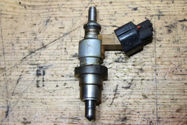 Injektor för Avensis T27 T25 Auris 2.2 D4D DPF image 10