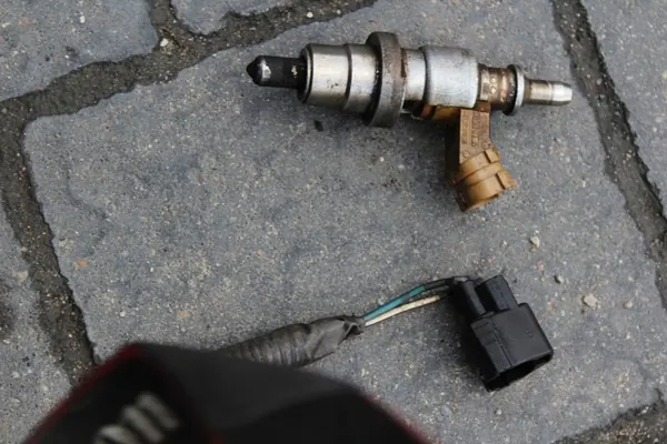 Injektor för Avensis T27 T25 Auris 2.2 D4D DPF image 6