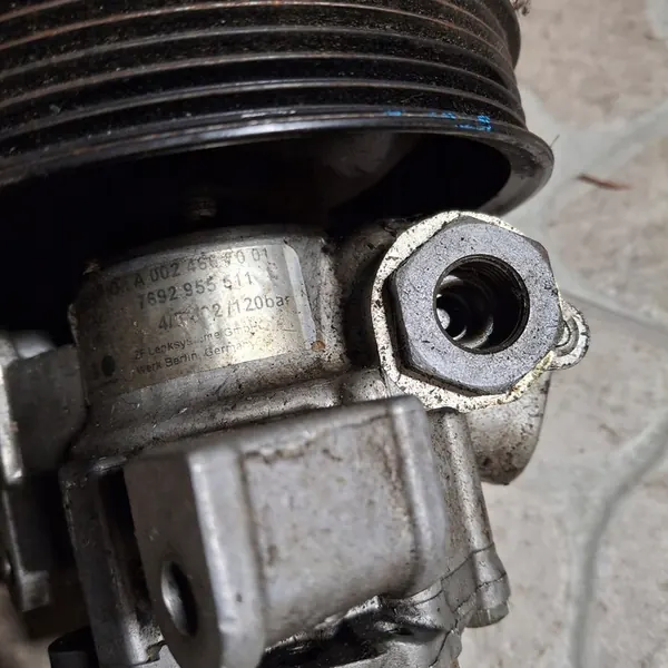 Servostyrningspump MERCEDES VITO W638 2.2 CDI image 3