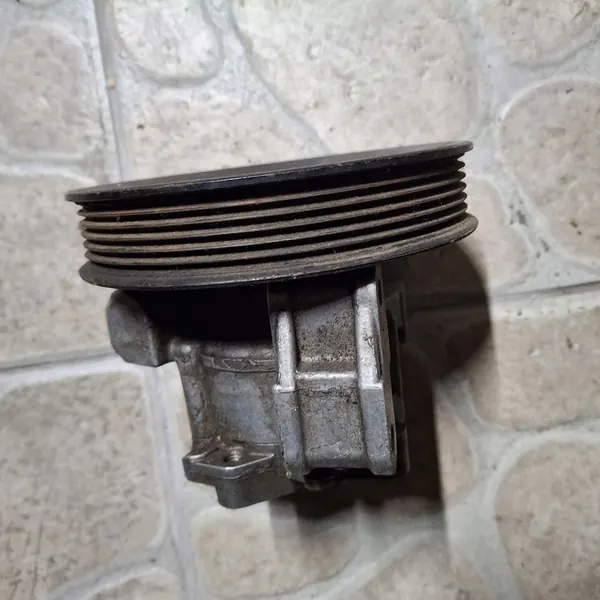 Servostyrningspump MERCEDES VITO W638 2.2 CDI image 5