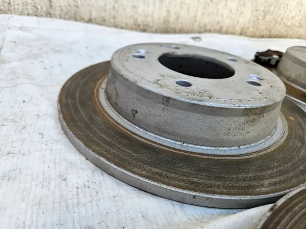 Juego de Discos y Pastillas OEM TARCZ para Hyundai Veloster image 5