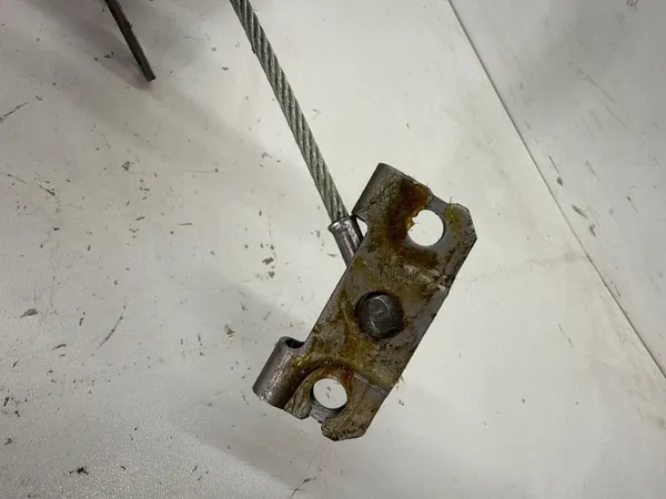 Levier de frein à main Subaru OEM 26001FL00A - Occasion image 8
