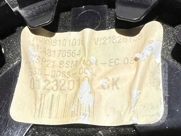 Insert Miroir Droit Mercedes GLC OEM A0998101016 image 4