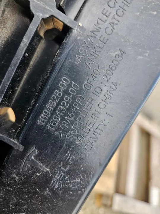 TESLA MODEL 3 II M3 III 23- Etupuskuri OEM 1694328-00-D image 3
