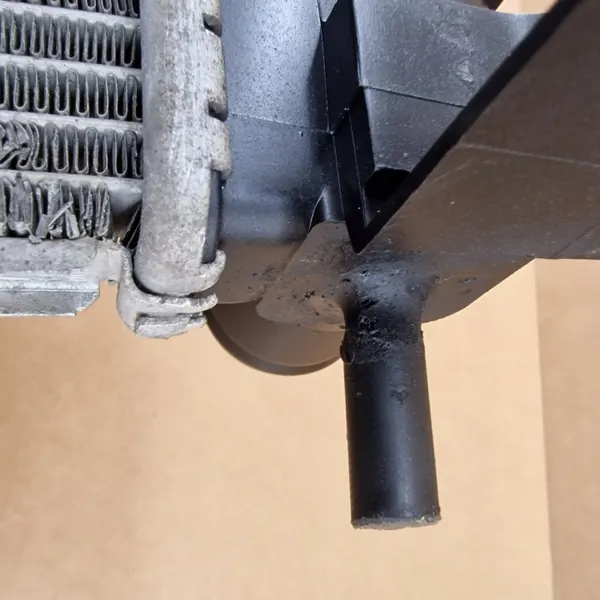 Gebrauchter Wasserkühler OEM 4MTM5 für Dacia/Renault image 6