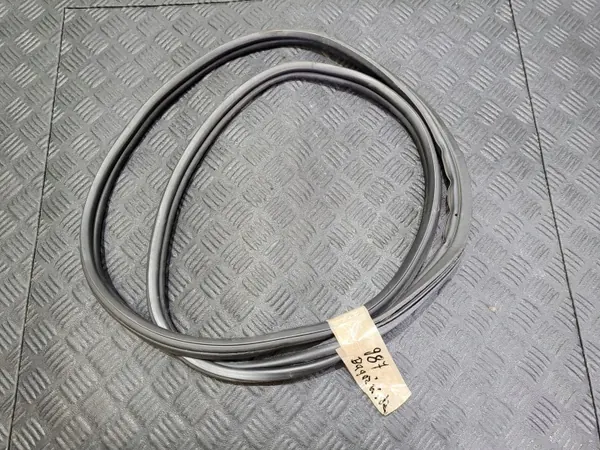 Joint de coffre Porsche Boxster S 987 OEM XXX image 2