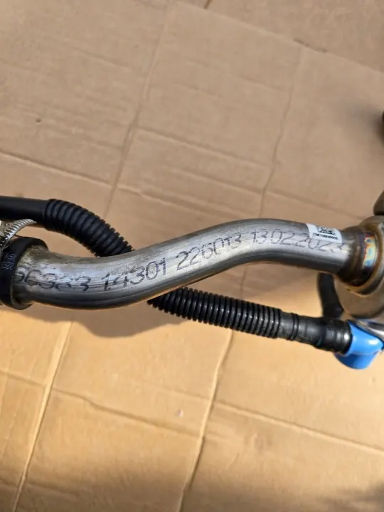 BMW Tankstutzen OEM R2740408809 - Gebraucht image 4
