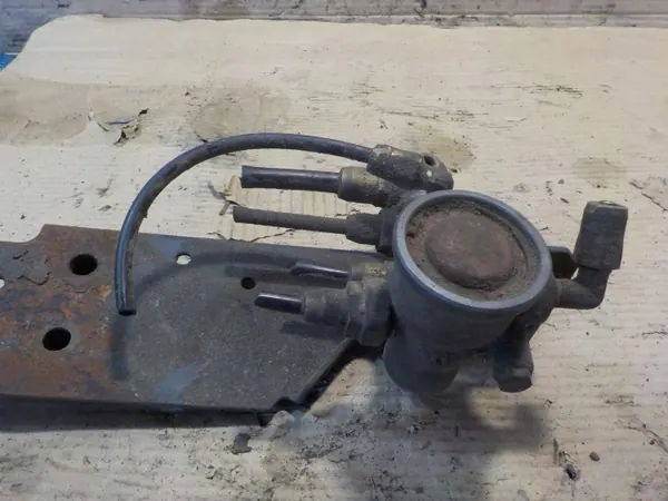 Scania Verteiler-Ventil OEM 0481009101 - Gebraucht image 4