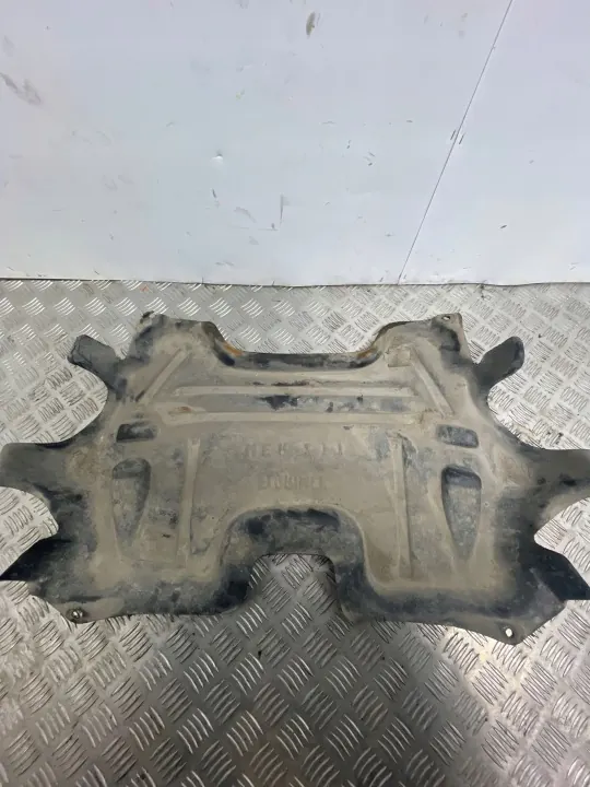 Mercedes-Benz vaihteiston kansi OEM A2115202523 image 4