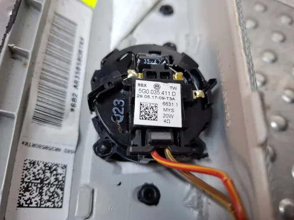 OEM S26372200 Vasen Kaiutinkolonnin Peite VW Golf VII image 5