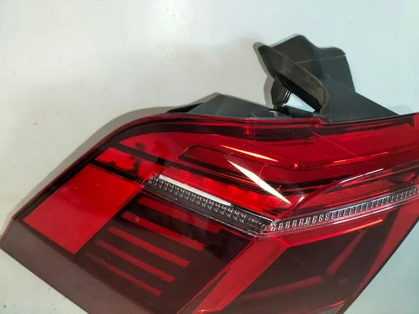 Luz trasera izquierda VW TIGUAN II LIFT 20- LED IQ LIGHT OEM image 4