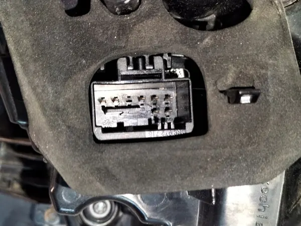 Luz trasera izquierda VW TIGUAN II LIFT 20- LED IQ LIGHT OEM image 9