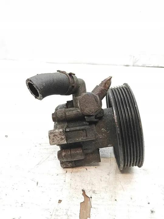 Chevrolet Orlando 2.0 VCDI Servostyrningspump OE image 2