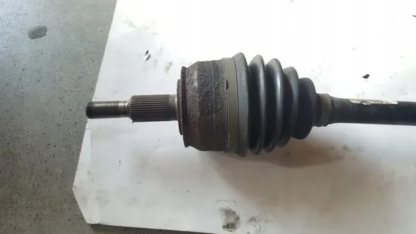 VW Transporter T6 2.0 TDI Höger Halvaxel 2018 OEM 7E0407761F image 7